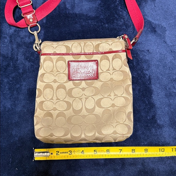 Coach Red Cross Body Purse - Picture 10 of 10